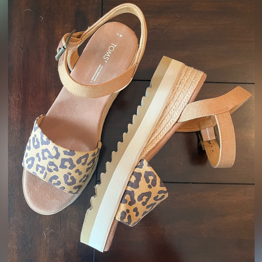 TOMS Leopard Print Sandals with Tan Straps